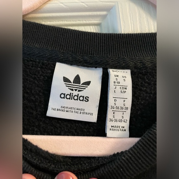 Adidas Cropped Crew Sweatshirt - Picture 4 of 4